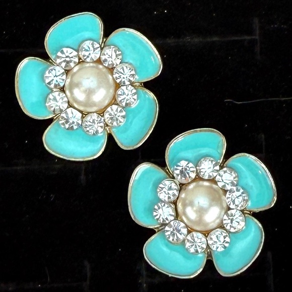 Vintage silvertone blue bling weighted flower pierced earrings
